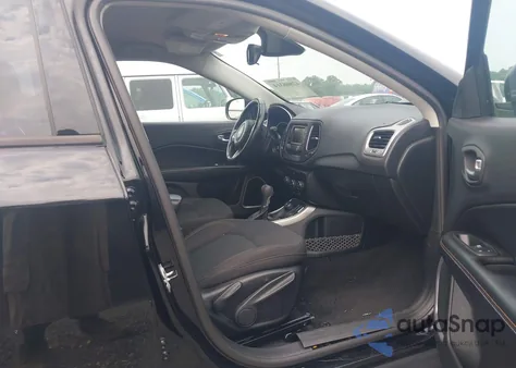 2018 Jeep Compass Sport 4X4 from USA, damaged, VIN 3C4NJDABXJT100881